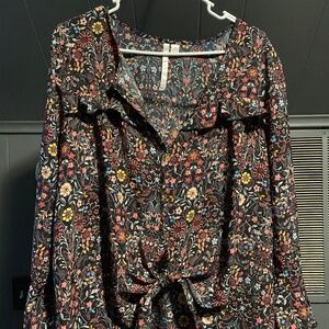 Tie floral shirt